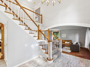 1755 Hickory Hill Dr, Columbus, OH 43228