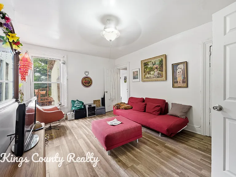 153 Washington Ave #3B — Photo 4