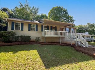 76 Lost Meadows Dr, Dallas, GA 30157