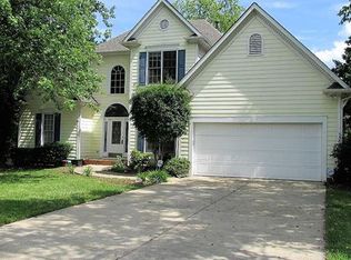 9403 Arborview Ct, Charlotte, NC 28269