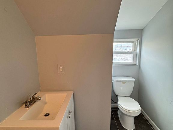 5th image of 325 S Orange Ave #3