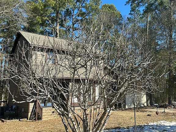 3rd image of 261 Kings Way