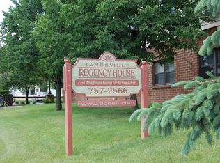 100 N Franklin St, Janesville, WI 53548
