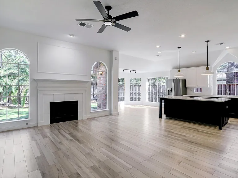 138 Summer Storm Pl — Photo 7