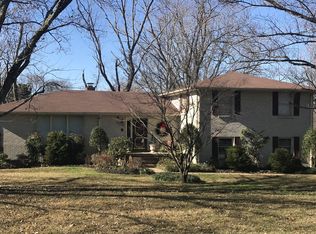 195 Green Harbor Rd, Old Hickory, TN 37138