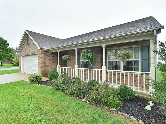 3rd image of 421 Parkside Dr