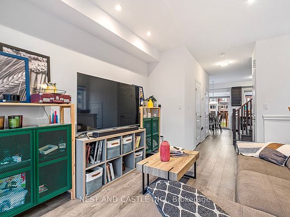 3rd image of 61 Soho St #96