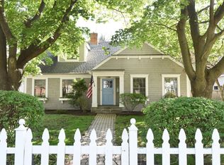 321 Vincent Ct, Lake Bluff, IL 60044