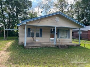 74 Martin St, Atmore, AL 36502