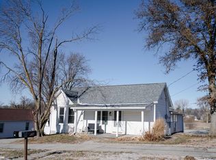 312 W Wool St, Avoca, IA 51521