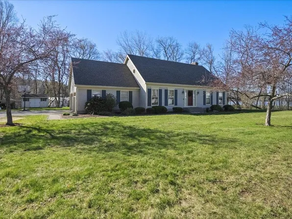 26 Rugg Avenue, Milton, VT 05468