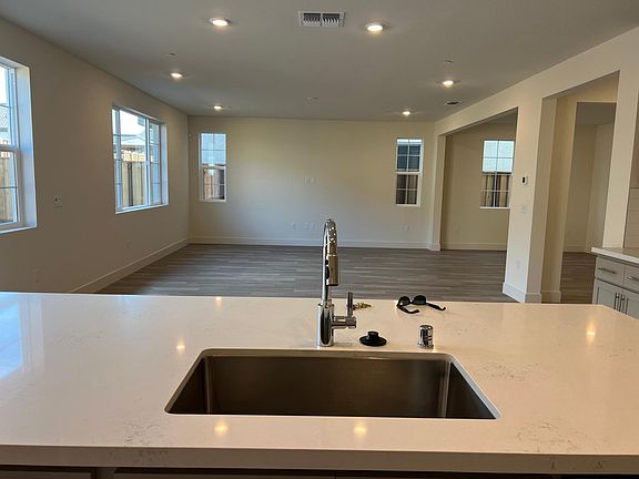 5th image of 5312 Hinton Dr