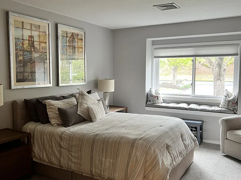 670 Heritage Hls #A — Photo 11