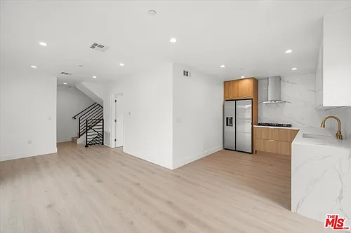 4922 S Centinela Ave #3 Photo 1