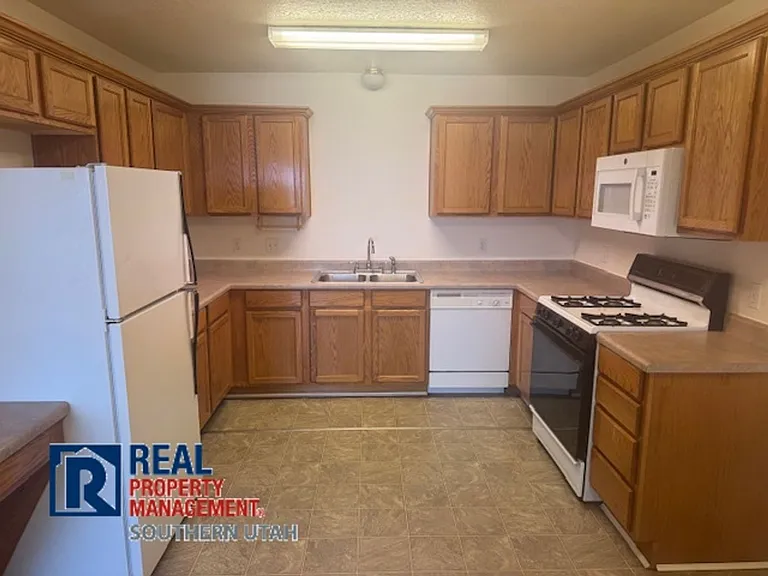628 W Evans Ridge Cir #3 — Photo 5
