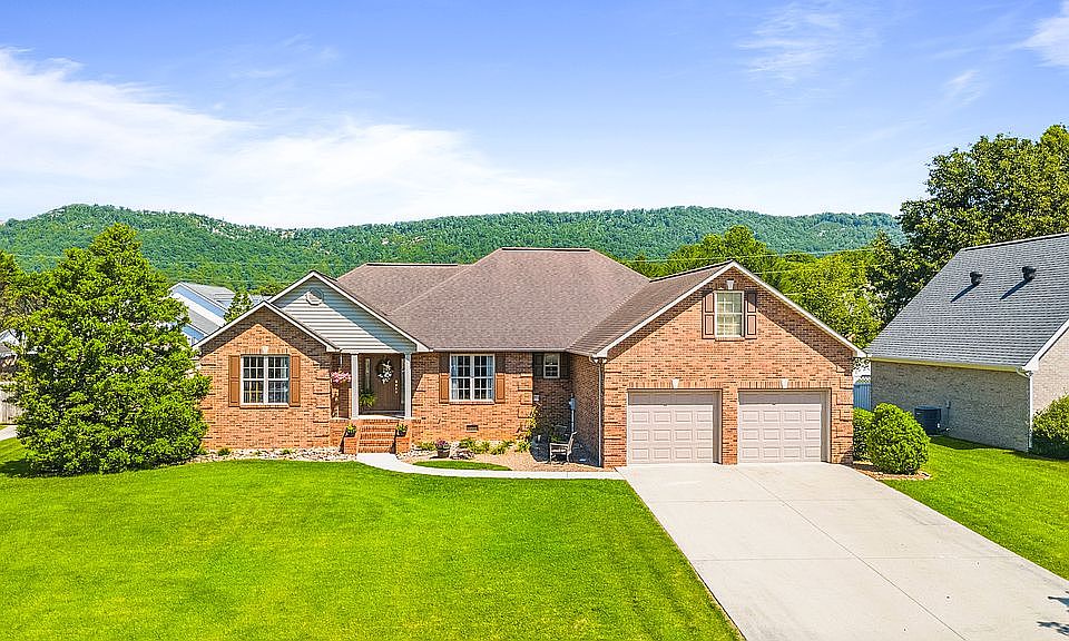 1st image of 263 Preston Cir