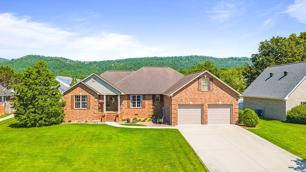 263 Preston Cir - Property Image