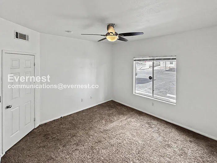 5922 W Vegas Dr — Photo 15