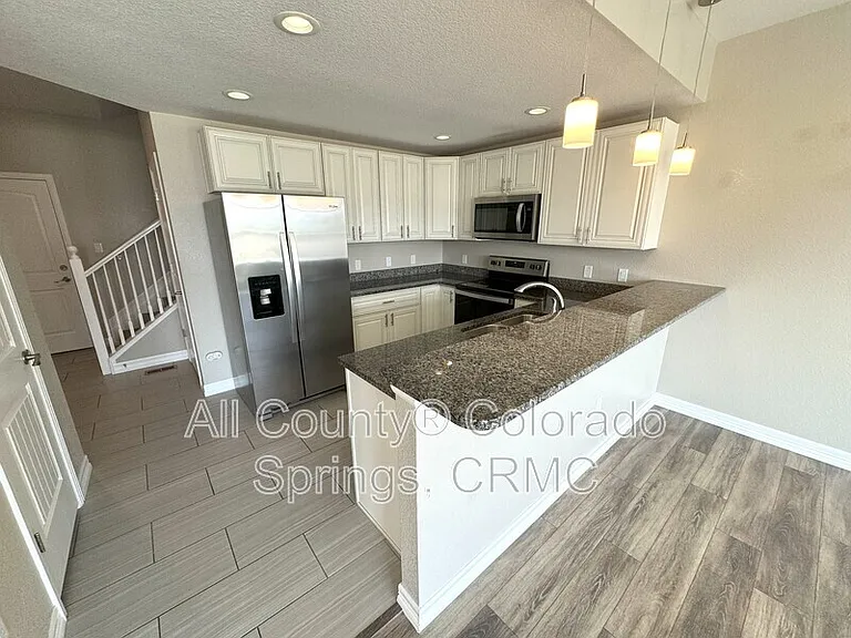763 Brambleberry Hts — Photo 2