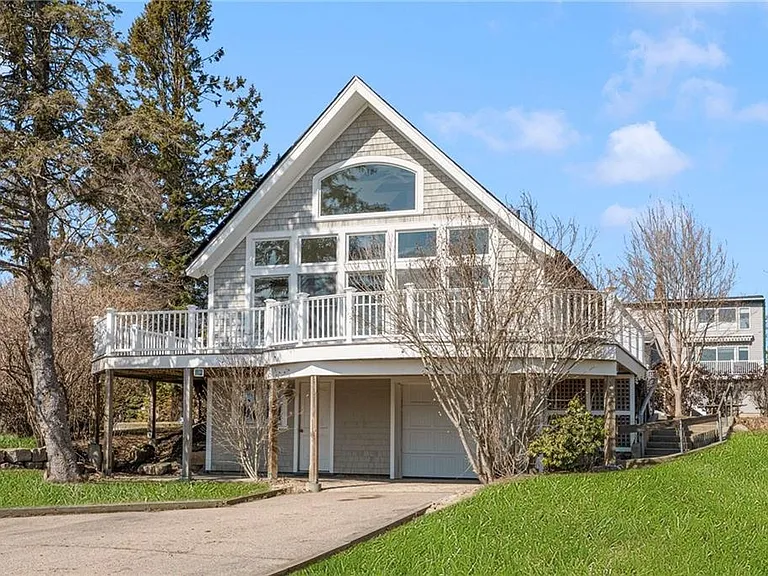 143 Summit Ave — Photo 1