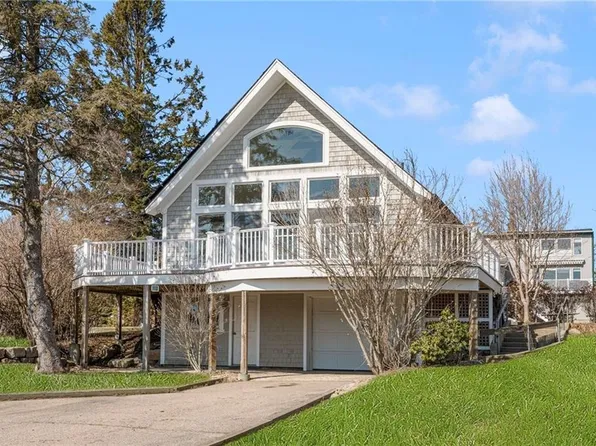 143 Summit Ave, South Kingstown, RI 02879