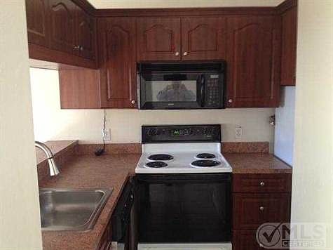 1st image of 1092 Coral Club Dr #1092
