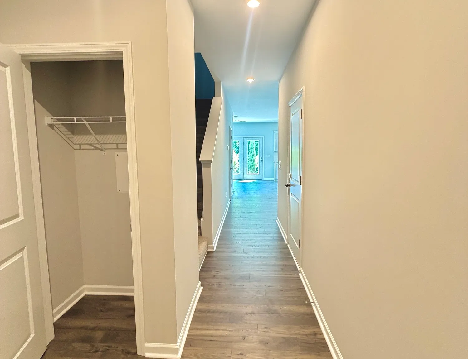 3 bed, 2.5 bath, 1470 sqft, $1,850 — Photo 3