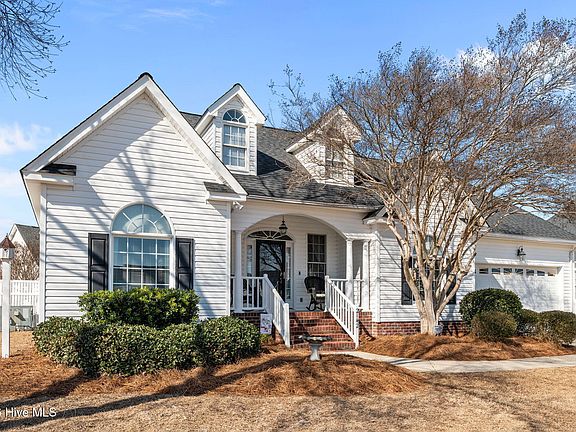 2nd image of 2142 Winder Drive