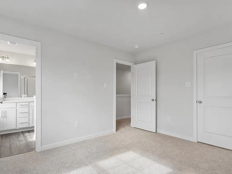 16502 Green Glade Dr — Photo 25