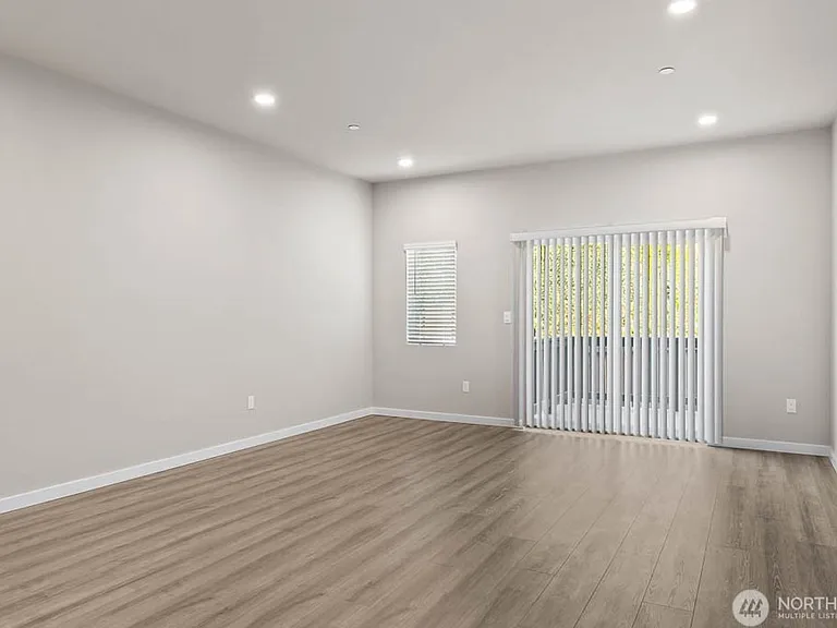 14925 44th Ave W #B2 — Photo 4