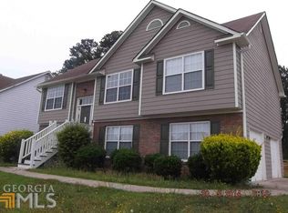227 Horseshoe Bnd, Riverdale, GA 30274