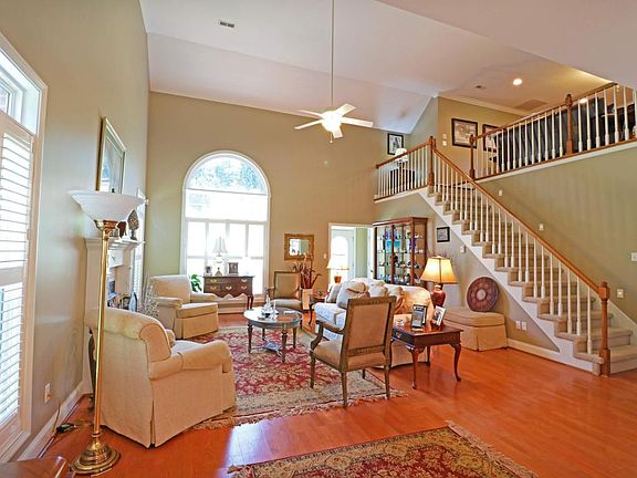 4th image of 8729 Warm Springs Way