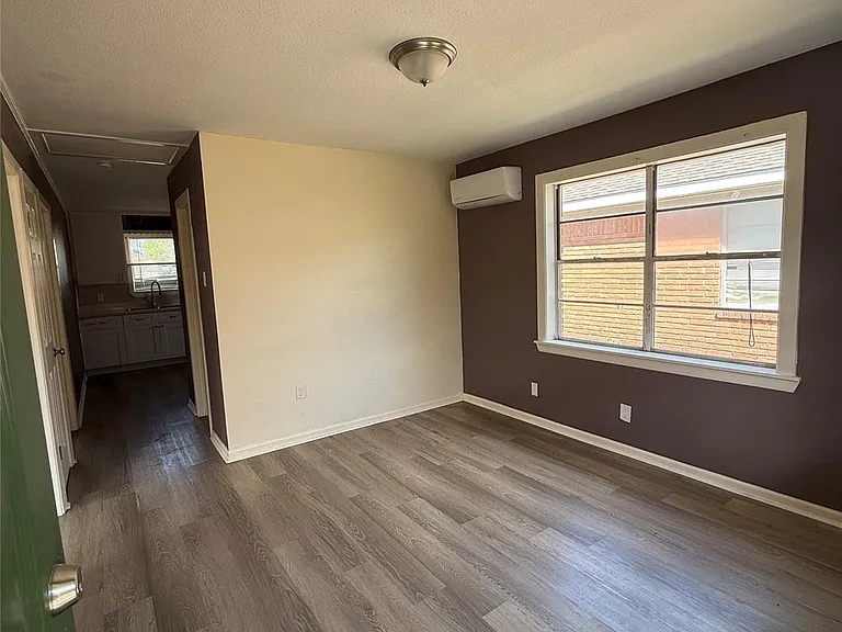 1311 Malvern St — Photo 3