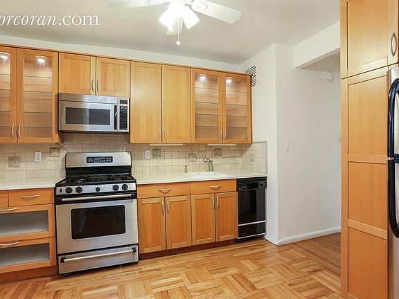 5th image of 90 Park Ter E APT 6A