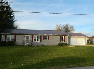 1950 Snyder Rd, Willard, OH 44890