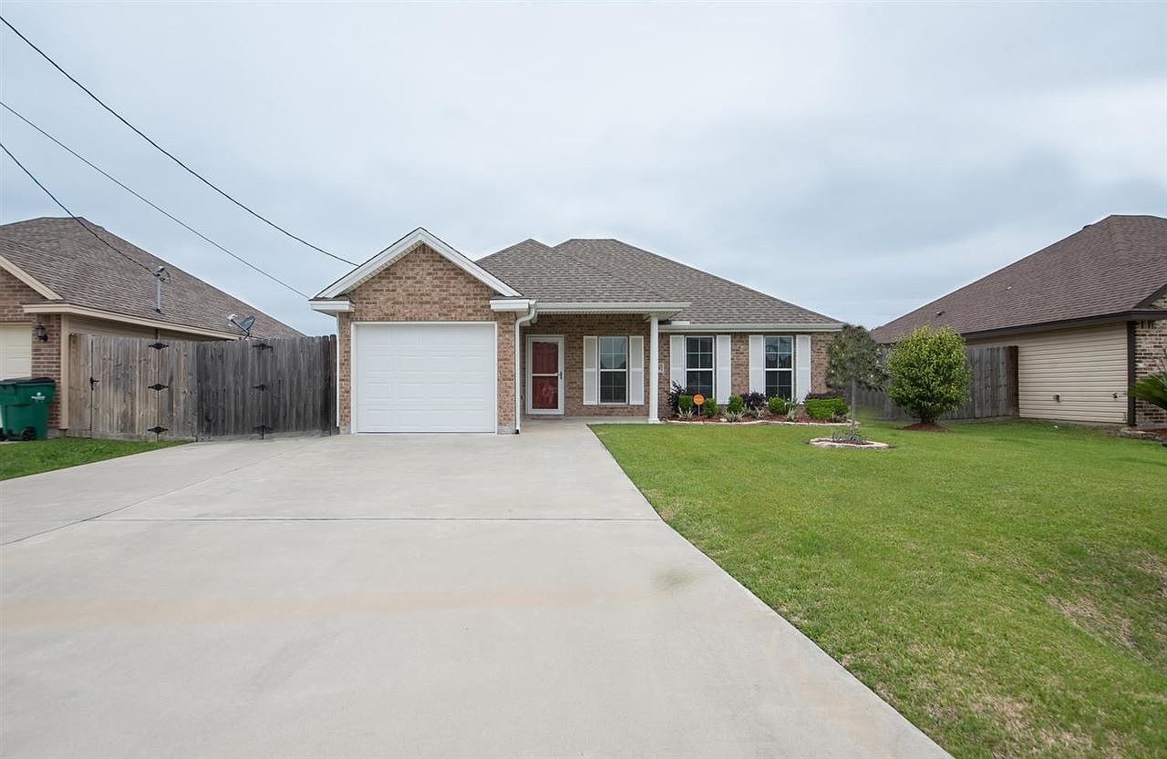 5115 Briarwood Dr, Lumberton, TX 77657 Zillow