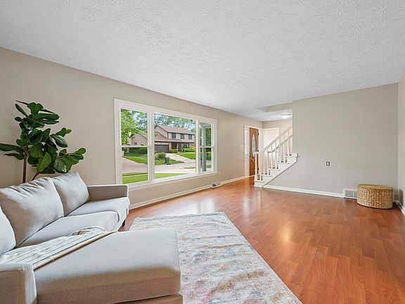5th image of 1224 Smallwood Dr