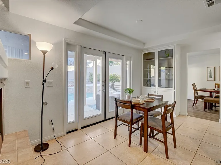 1721 Sweet Pea Ave — Photo 8
