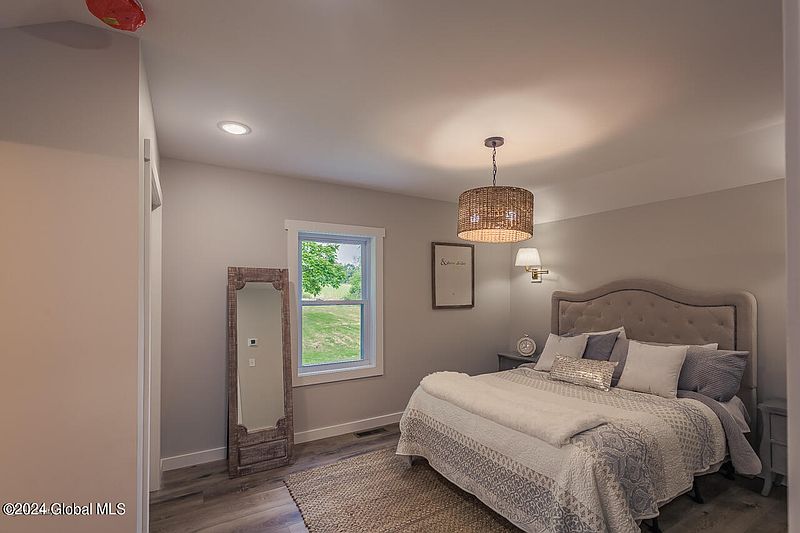 4th image of 5119 Jockey Street