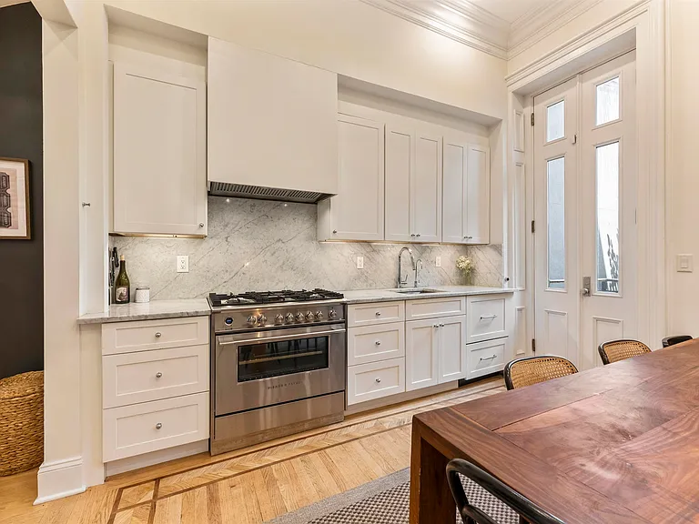 8 Paulmier Pl — Photo 11