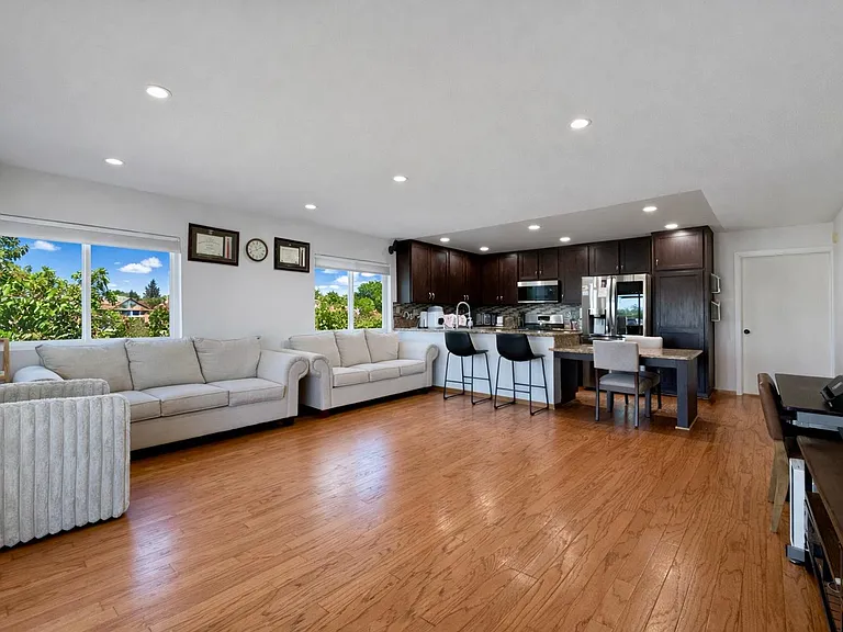 11493 Lev Ave — Photo 8
