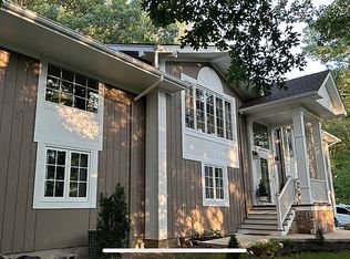 7 Tall Oaks Dr, Oak Ridge, NJ 07438