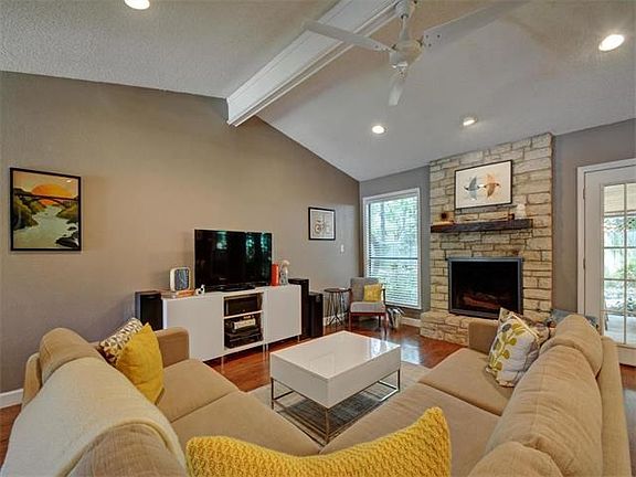 4th image of 4611 Whispering Valley Dr