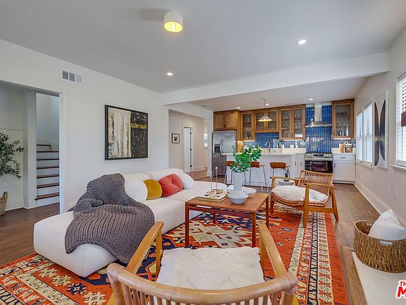3rd image of 5602 Irvington Pl