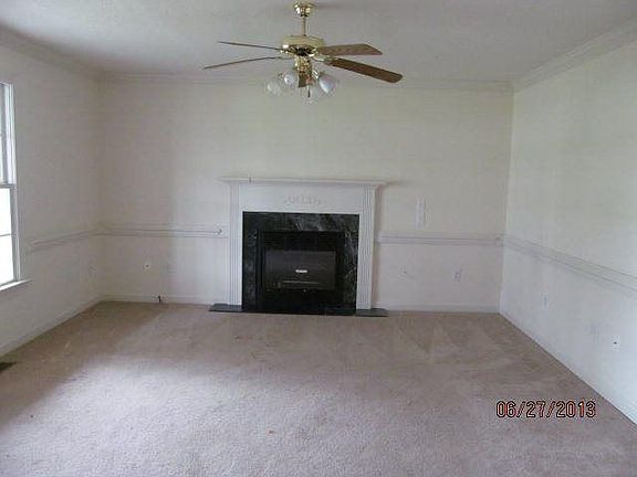 2nd image of 420 Woodfield Dr
