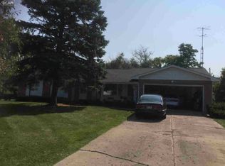 5336 Butternut Tree Ct, Flint, MI 48532