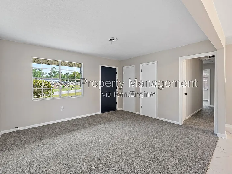 3606 Columbine Dr — Photo 4