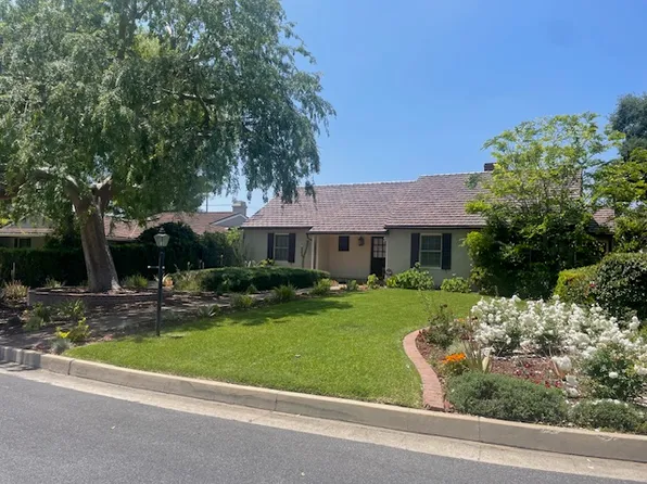 573 Los Arboles Ln, San Marino, CA 91108
