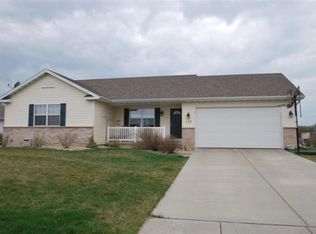 608 Tanglewood Dr, Deforest, WI 53532