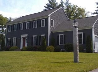 9 Harvest Ln, Halifax, MA 02338